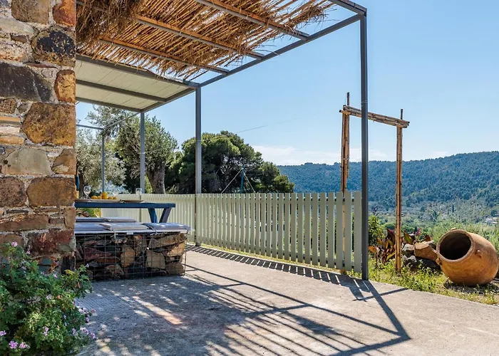 Maja Villa Skopelos Town