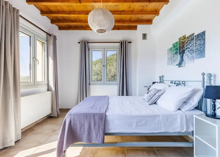 Maja וילה סקופלוס טאון